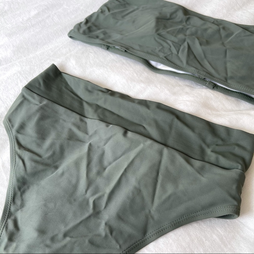 Green Bando Bikini 
Highwaisted 
Size Small